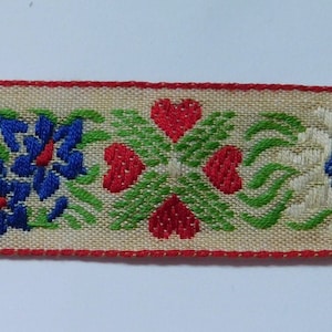 VINTAGE floral Jacquard Ribbon Trim Tape~edelweiss flowers and hearts ~red, blue, green, white on ecru~1&quot;