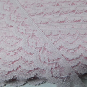 Pretty pink soft floral raschel Lace trim pink~15/16&quot;