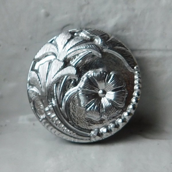 22mm Art Nouveau floral Vintage Czech pressed glass button~High silver luster~7/8"~NOS