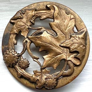 Antique cut out brass picture button ~&quot;Maple Leaves&quot;~1-1/4&quot;~05