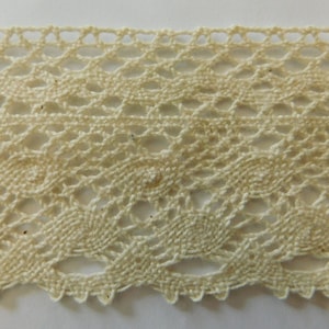 Vintage Cluny edge Lace trim~light ecru~Pillow case trim~Wedding trim-Costume lace~1-11/16&quot;