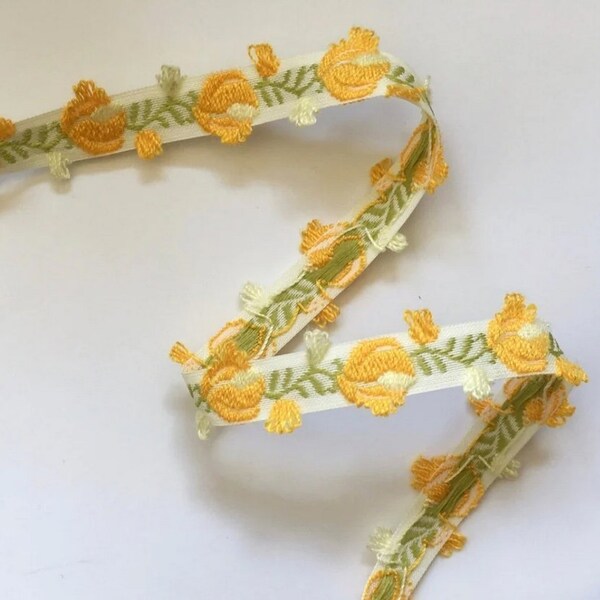 Sweet Fringed YELLOW Flower Jacquard Ribbon trim~ Doll trims ~ Baby dress trim ~ 3/8"