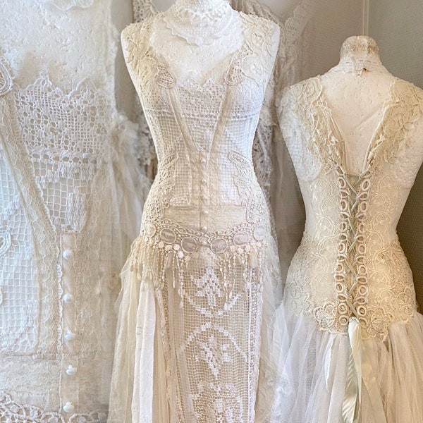 Couleurs de conte de fées de robe de mariée bohème blanche, robe de mariée pour les fées, robe de mariée elfique rustique, mariage bohème