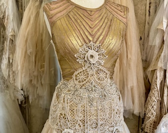 50% Deposit Angel Fairy Gold Lace Wedding Dress, Gypsy Cream Lace Hanki Hem  Lace Wedding Dress - Etsy