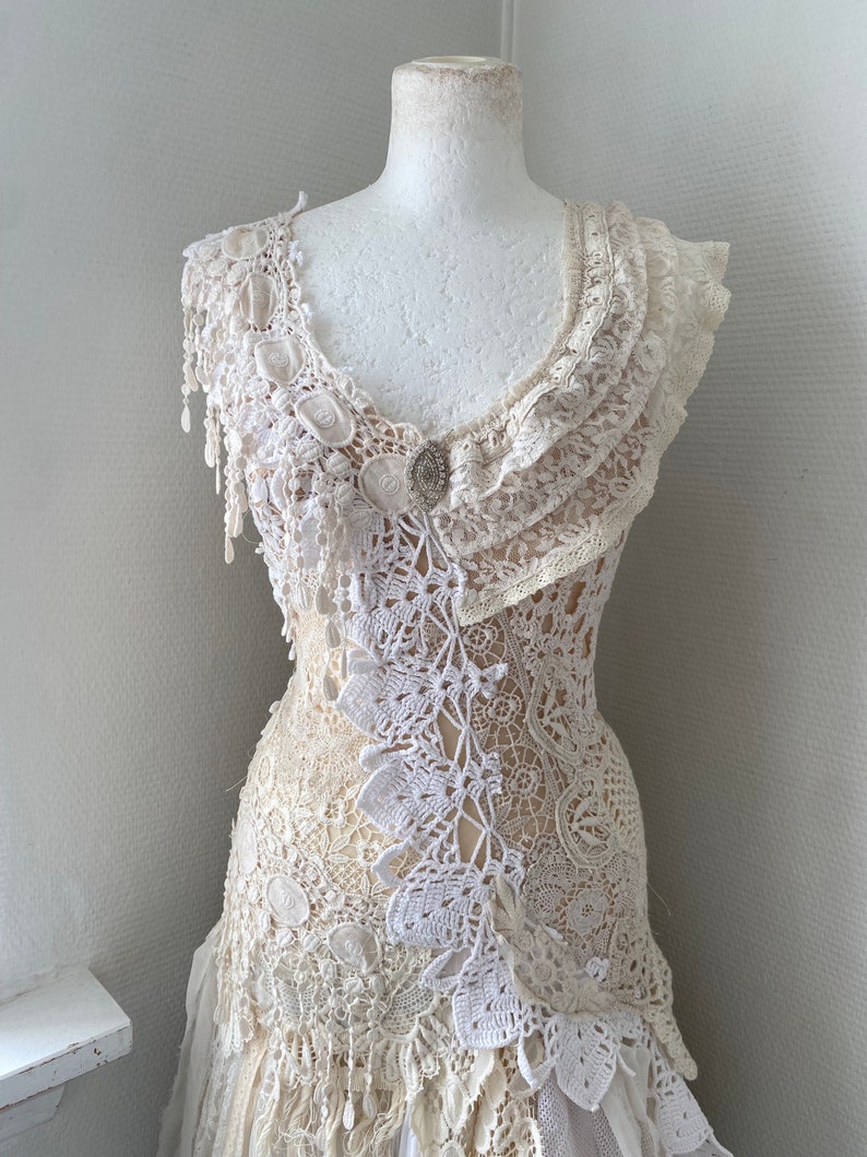 Robe de mariée fée fantastique, future mariée, chiffons bruts, image 5