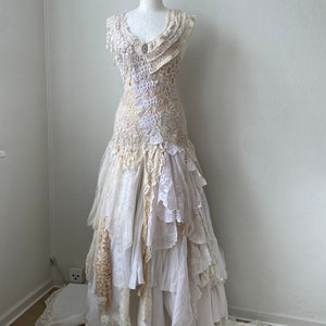 Robe de mariée fée fantastique, future mariée, chiffons bruts, image 4