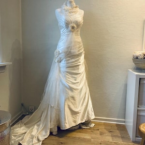 Vintage Inspired Bridal Gown - Alternative Wedding Dress, Victorian Elegance, Unique Design