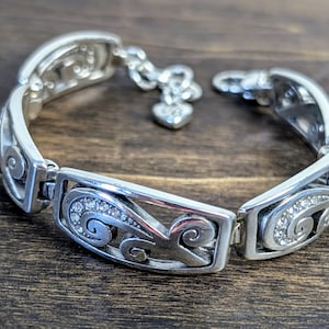 NWWT Brighton Tongue Bracelet with crystals #34