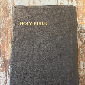 King James Bible. Concordance. 1955. Vintage Holy Bible. Vintage Bible. Gift for Religious. Bible Teacher. KJV Bible. Religious Education.