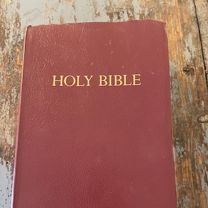 King James Bible. The Holy Bible Containing the Old New Testaments  King James Version. Vintage Bible. KJV Bible. Religious Gift.