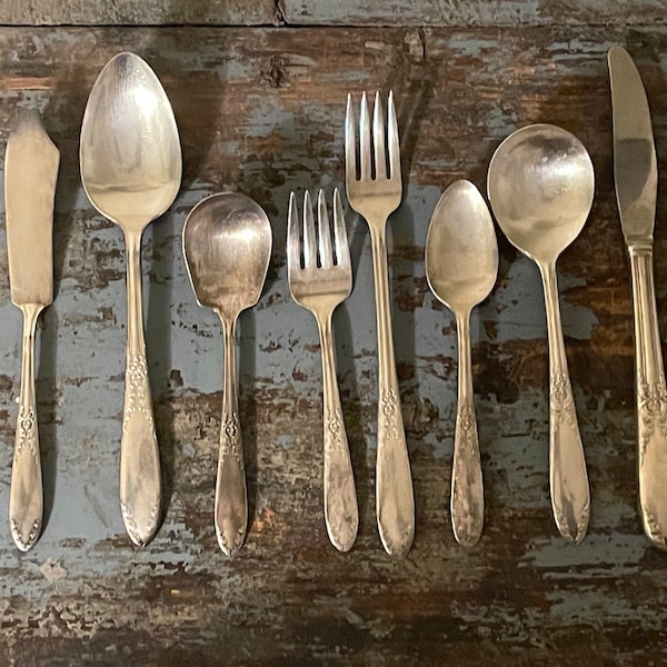 King Edward Silverplate Replacement Cutlery. National Silver Company Replacement Silverware. Vintage Silverware. Retro Kitchen