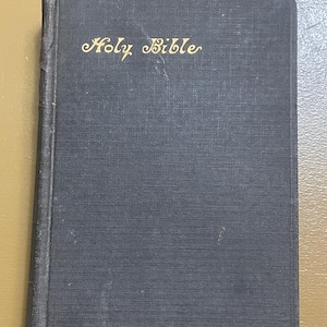 Antique Holy Bible. Old Testament. New Testament. 1900&#39;s Bible. Religious Gift. Religious Education.