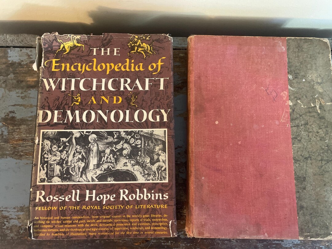La enciclopedia de brujería y demonología y una antología ilustrada de