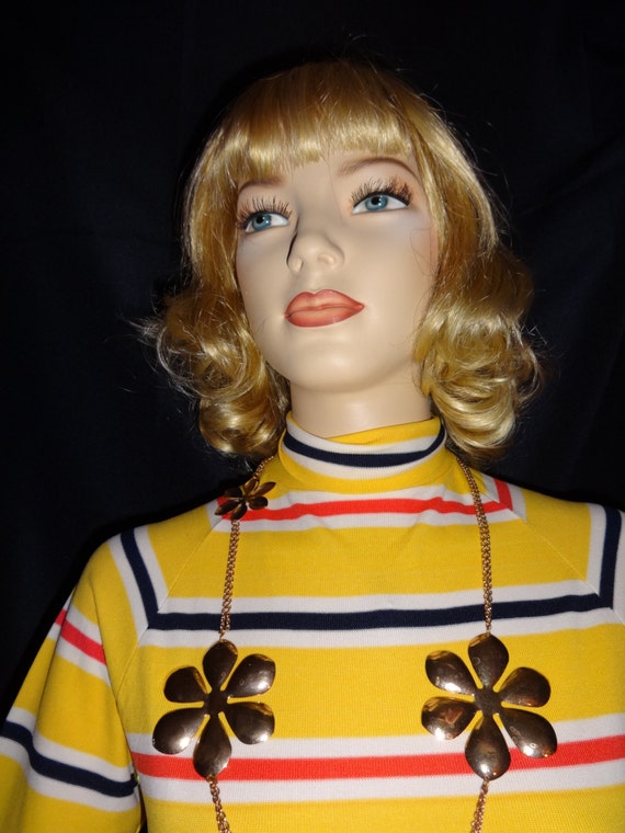 Vintage MOD 60's  GoGo Girl Yellow-Black-Red-Whit… - image 2