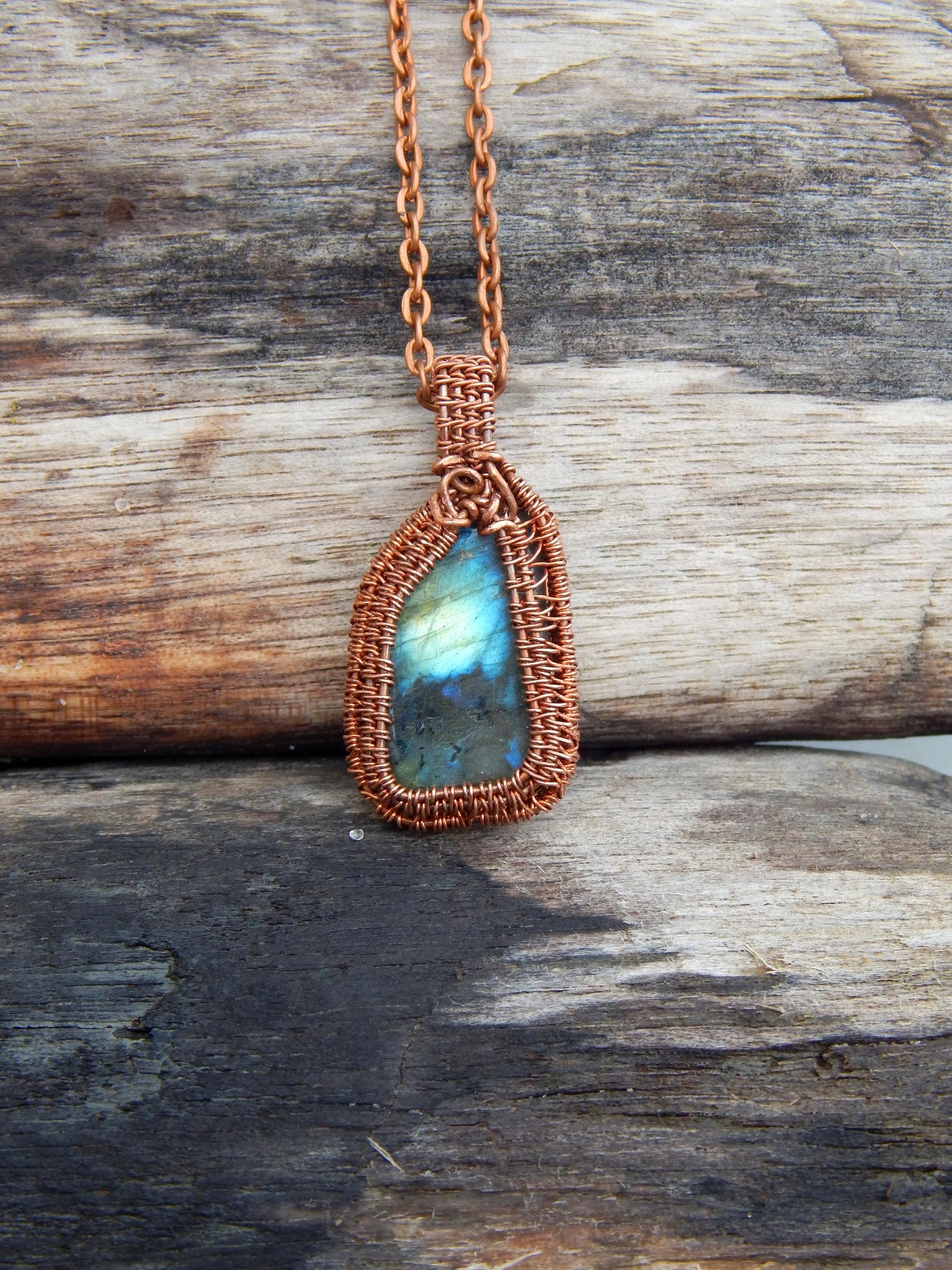 Labradorite wire wrapped pendant - Thumbnail 7