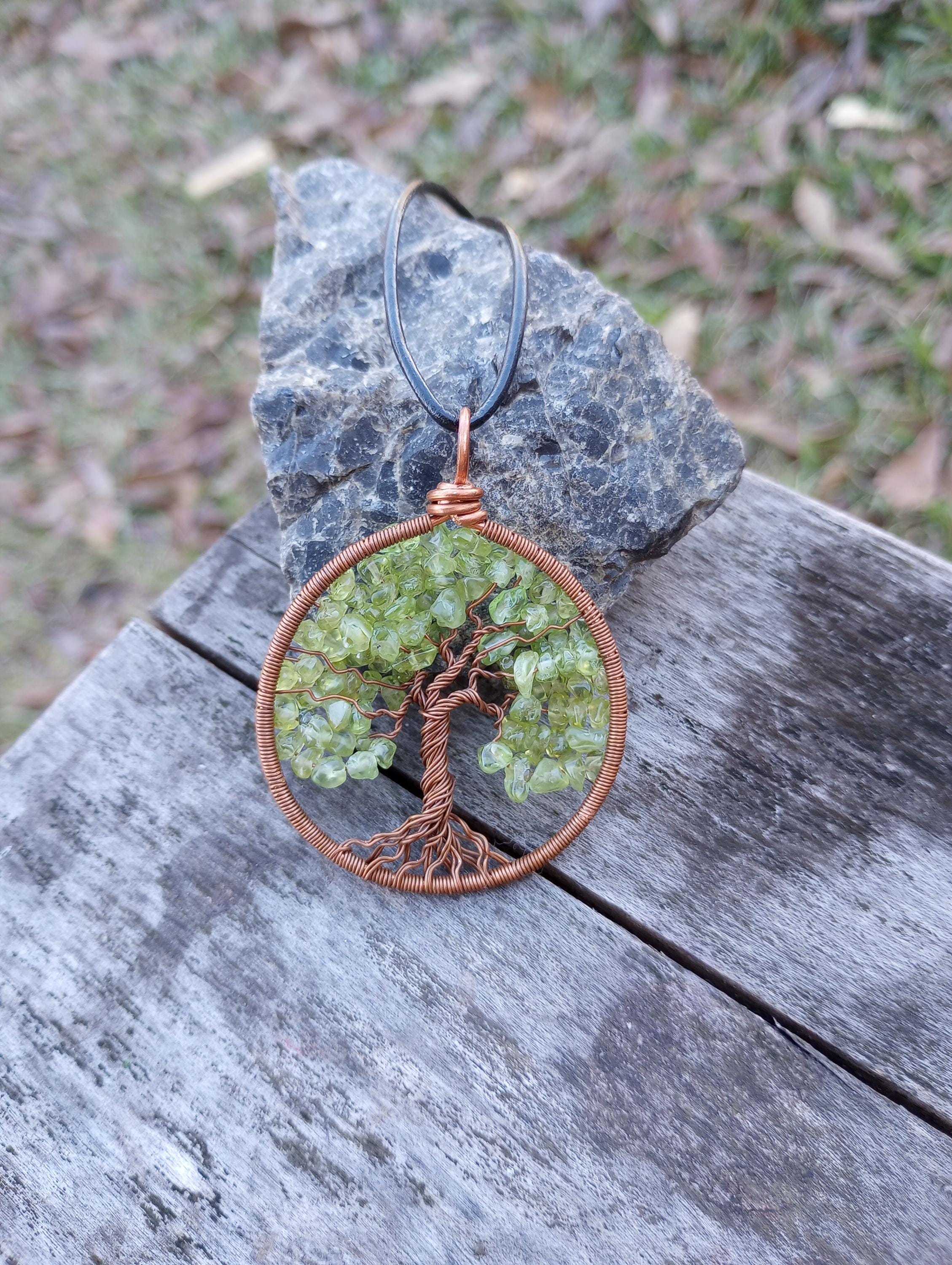 Peridot tree of life pendant - Thumbnail 3