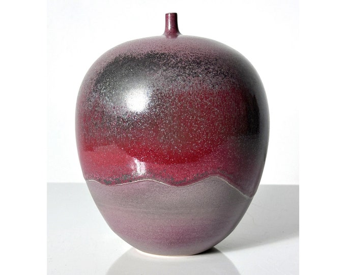 Cliff Lee Porcelain Teardrop Vase in Oxblood Glaze 1994