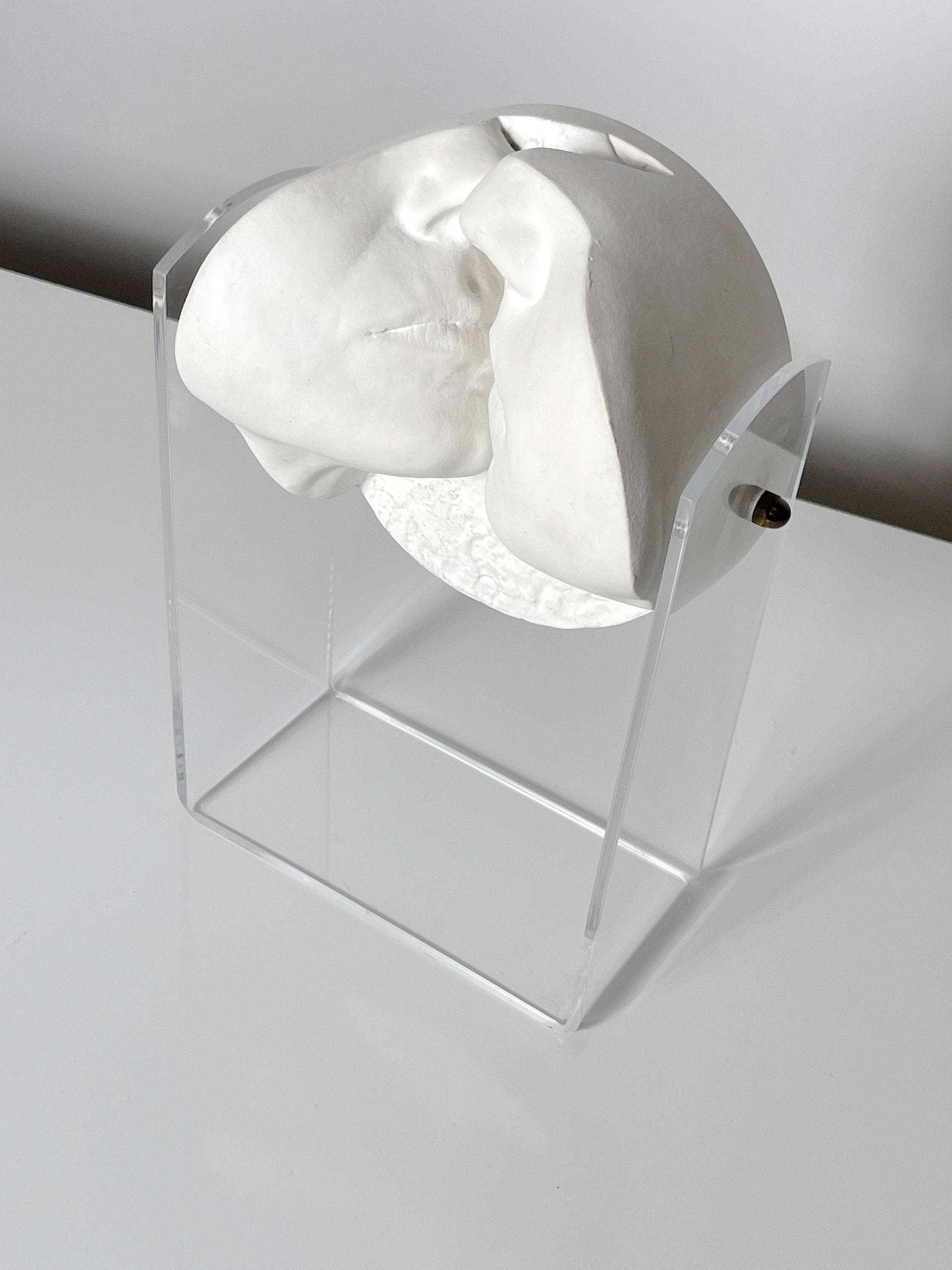 Vintage John Cutrone Contemporarty Lucite Kiss Sculpture 1983