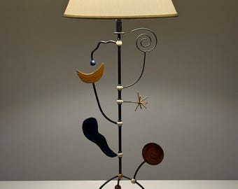 Sculptural Modernist Articulating Table Lamp Abstract Mobile Design by Leeazanne 1980s