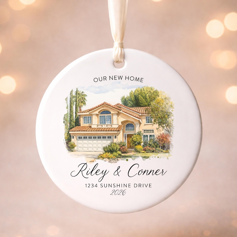 Décoration de Noël « Notre première maison », Maison aquarelle personnalisée, Cadeau de Noël personnalisé, Pendaison de crémaillère, Nouvelle maison image 1