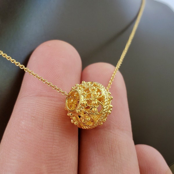 Traditional Croatian Filigree Ball Slider Pendant In 14k Gold, Dubrovnik Solid Gold Floating Pendant, Ethnic Wedding Jewelry, Minimalist