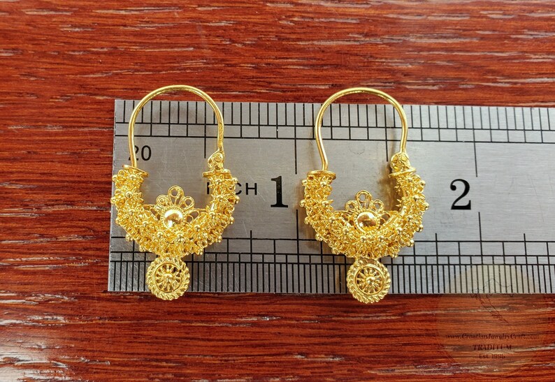 Traditionella kroatiska örhängen i massivt guld 14k, dalmatiska bröllopssmycken - Recine, filigranörhängen i 14k guld, hängande örhängen i 14k guld bild 9