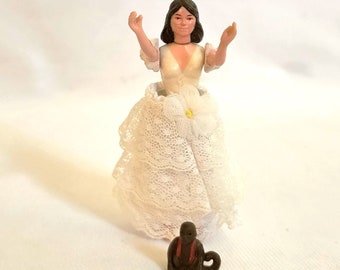 Kenner Marion Ravenwood Complete With Monkey, Raiders of the Lost Ark, Indiana Jones, ROTLA, 1982