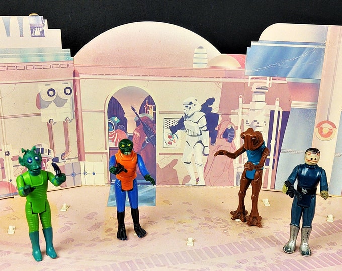Featured listing image: C6.5 Blue Snaggletooth Kenner 1978 Star Wars Sears Cantina Set Complete (toe dent)