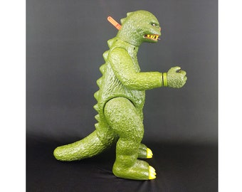 1977 Toho Japan Shogun Warriors Godzilla 19" pickle tail, sandbags, complete with firing fist!