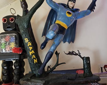 Vintage 1965 Aurora Plastics Corp Batman Model, Stunning, With Owl and Bat, First Version!
