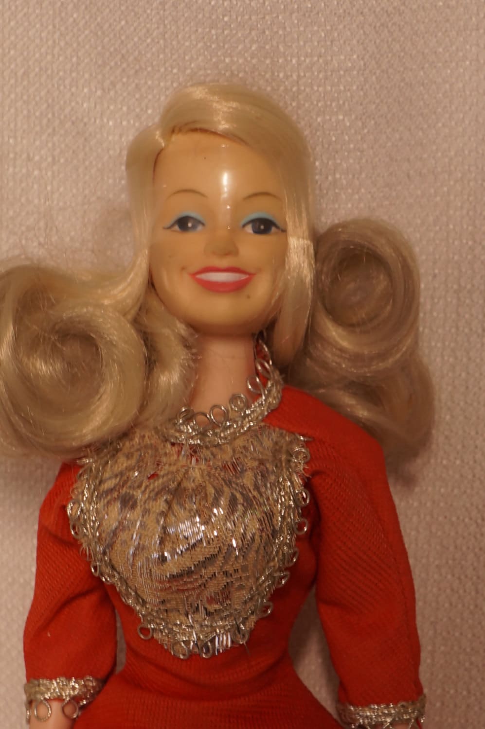 1970s Dolly Parton 12 Barbie SALE give Dolly a home for the holidays