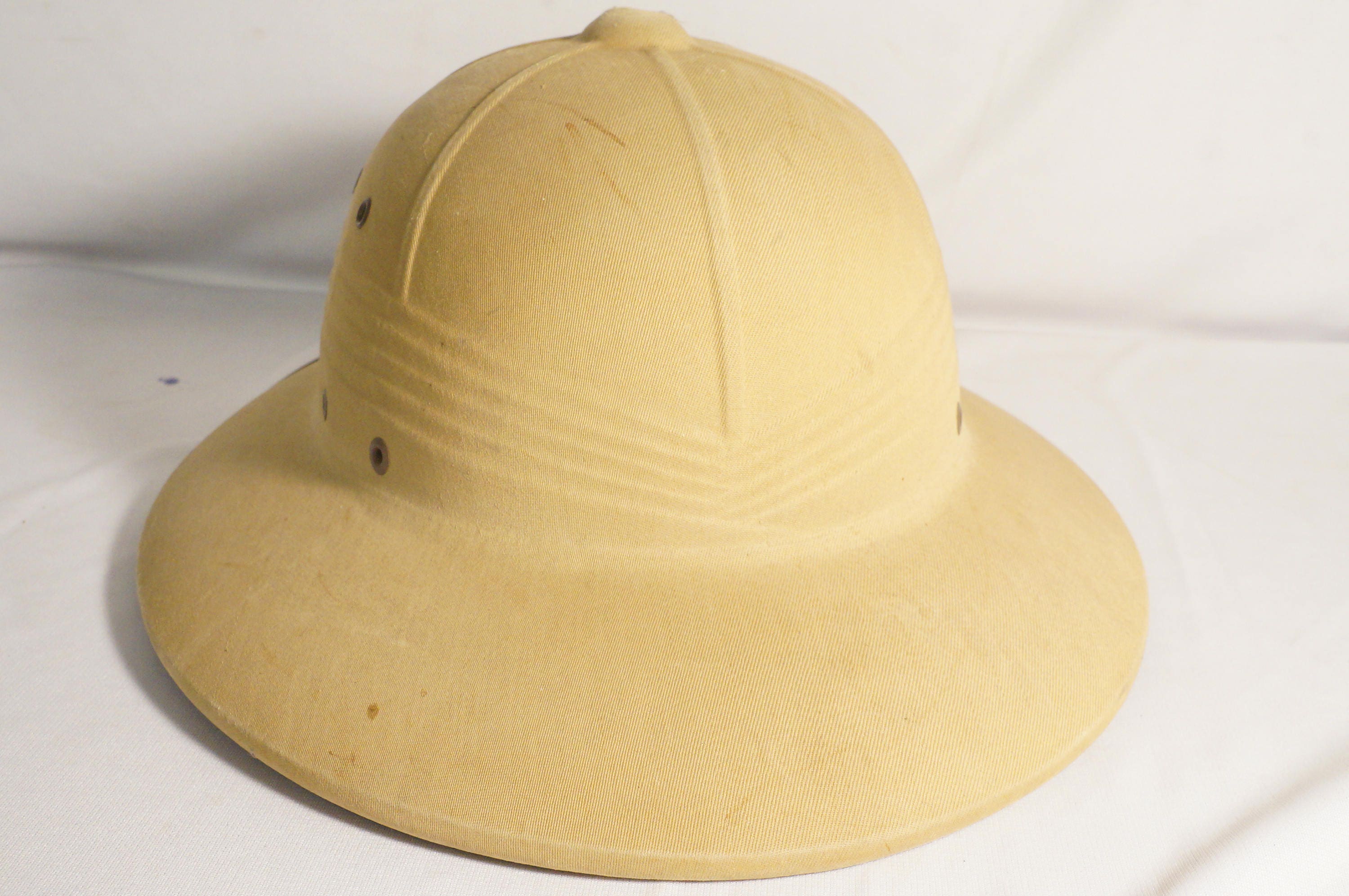 1948 USMC Pith Safari Helmet by International Hat Company - 31 December ...