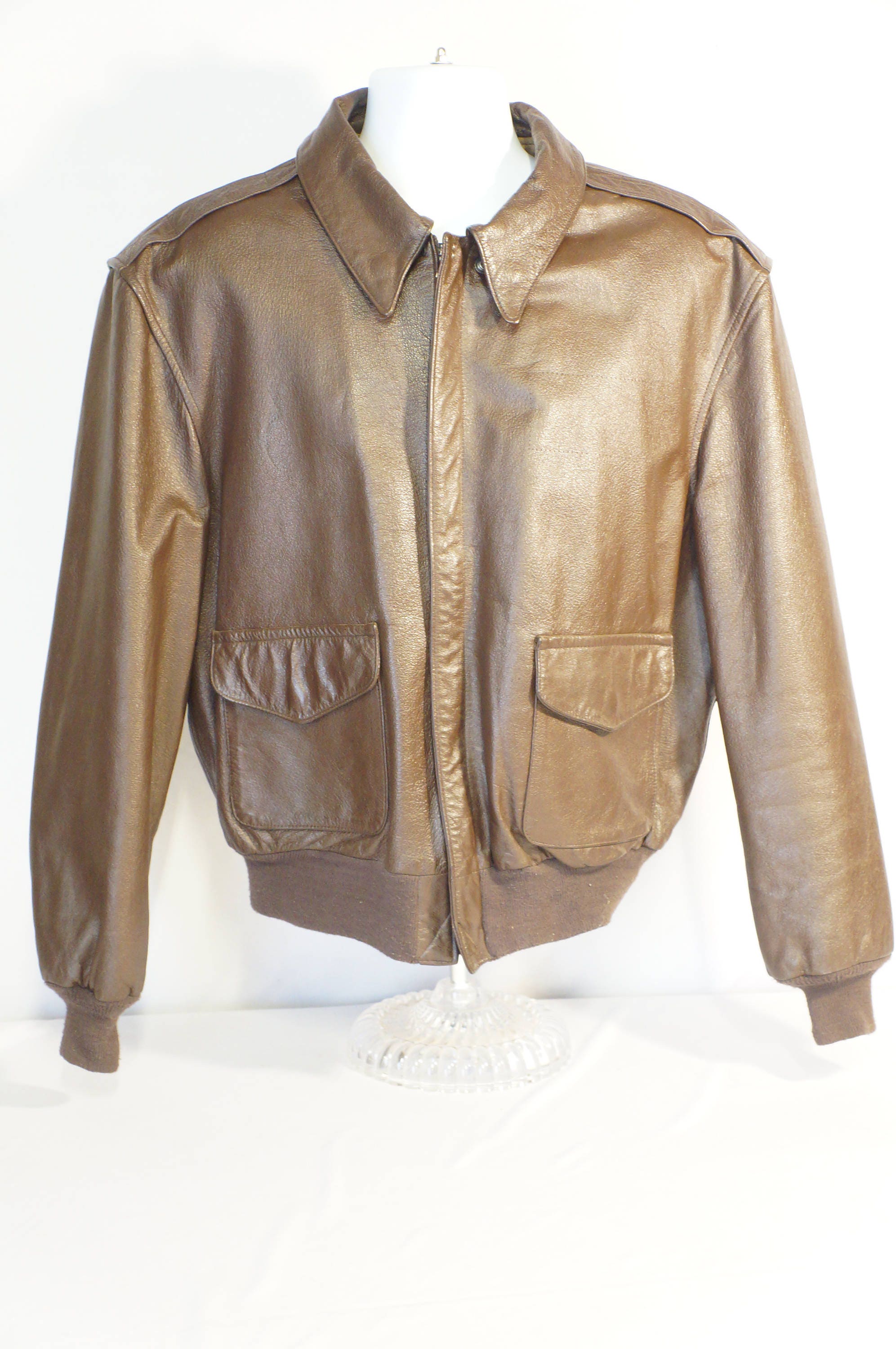 Type A-2 USAF Brown Leather Flight Jacket Size large R, USAF