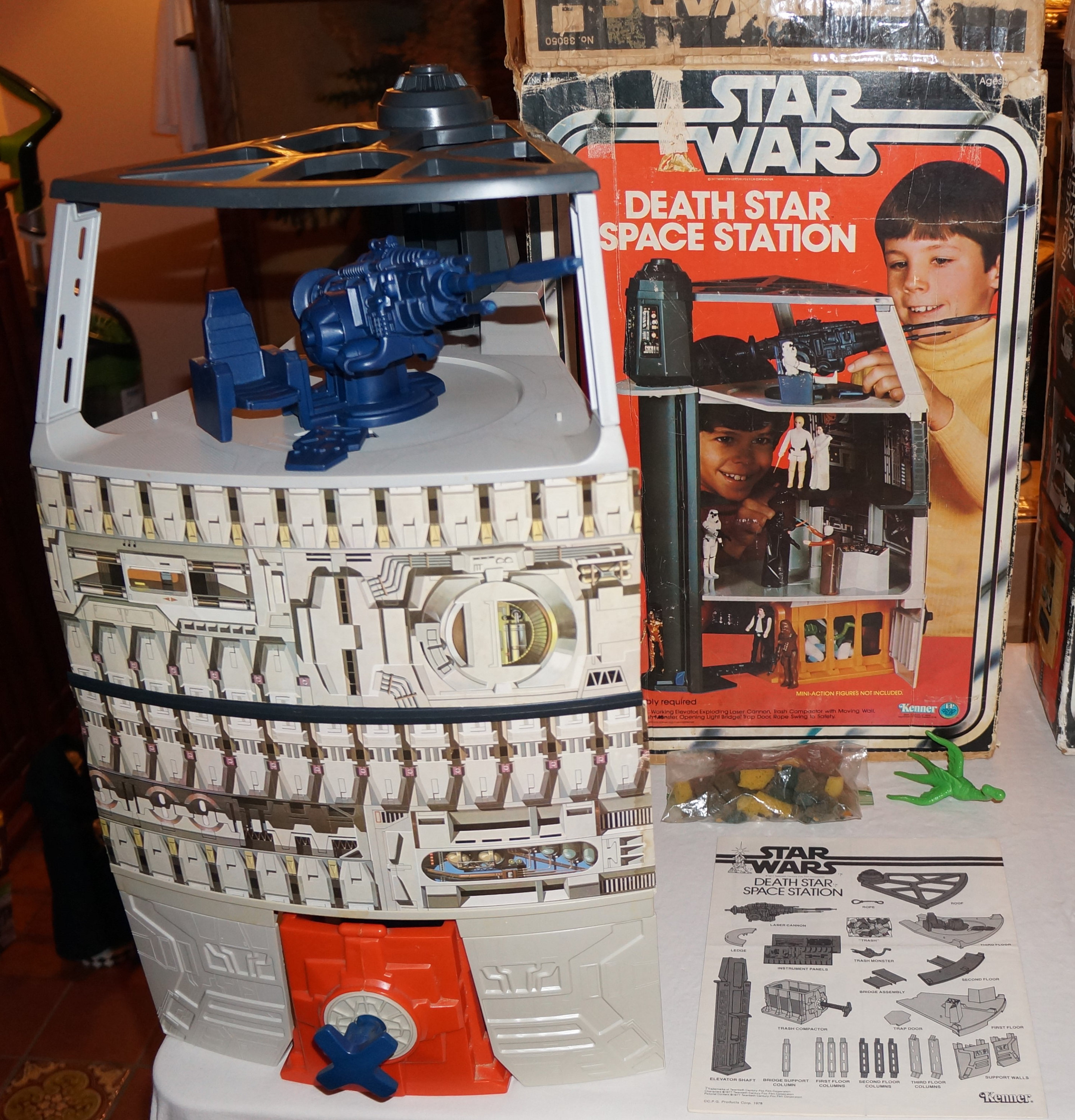 1978 Kenner Death Star Playset Complete In Box With Proof, 60 OFF