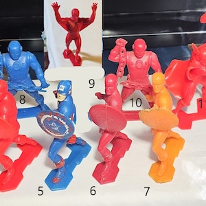 1967 Marx Marvel Superheroes Spiderman, Captain America, Thor