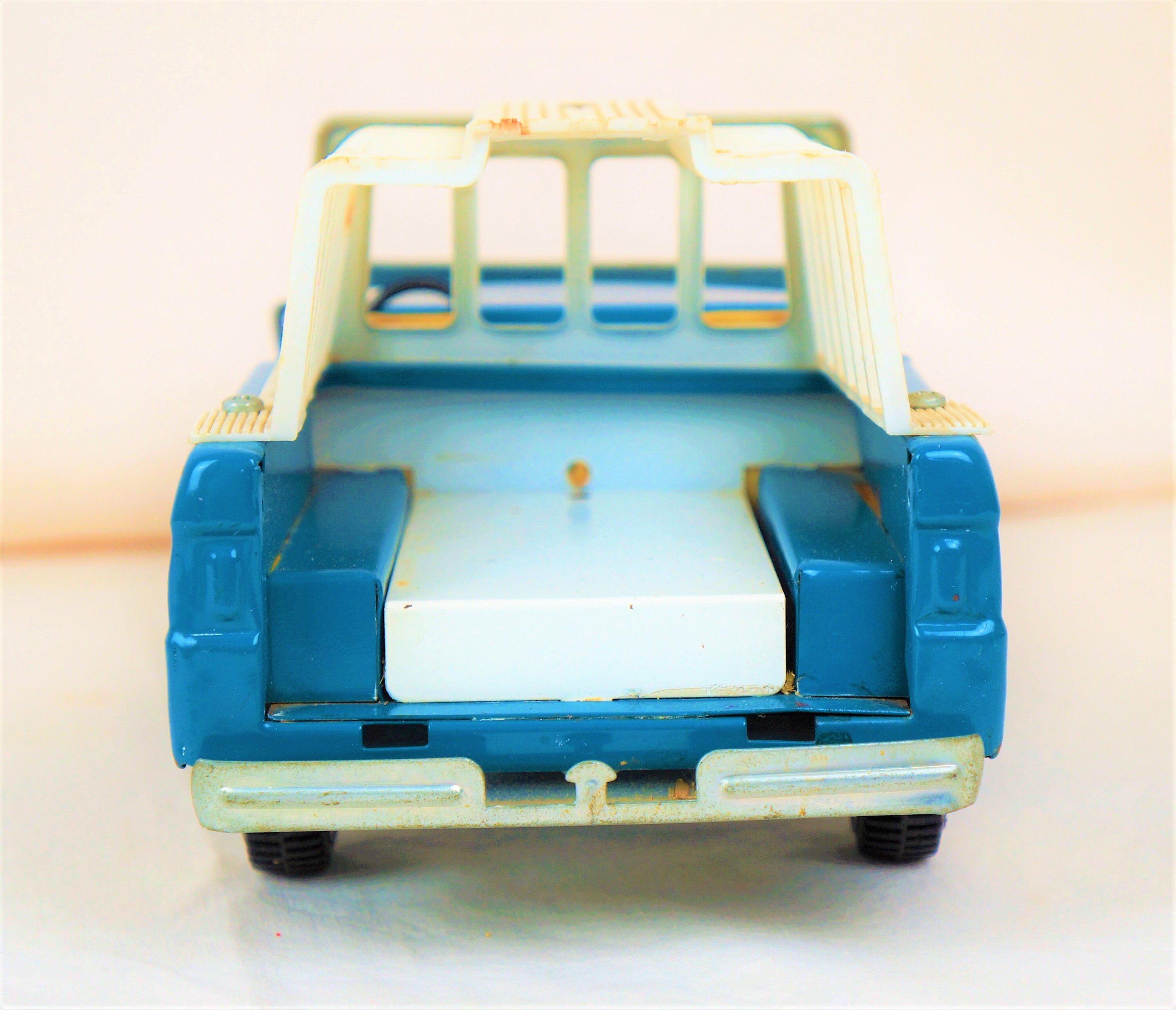 Nylint Ford Bronco Pet Mobile, 60s, Royal Blue With Whitewalls