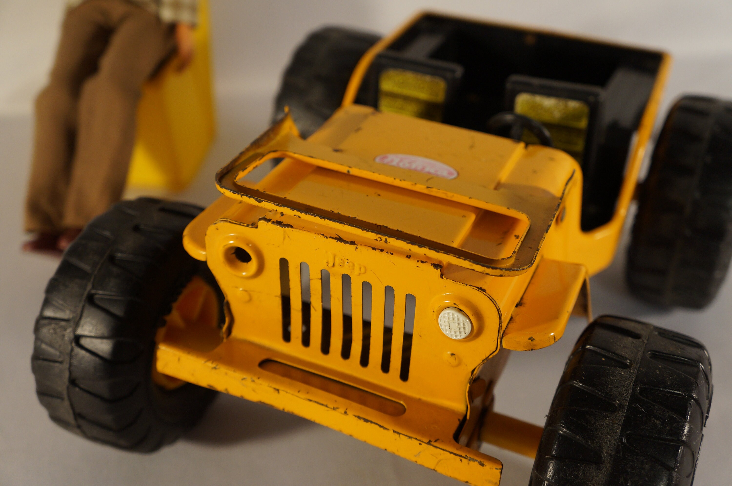 tonka jeep yellow