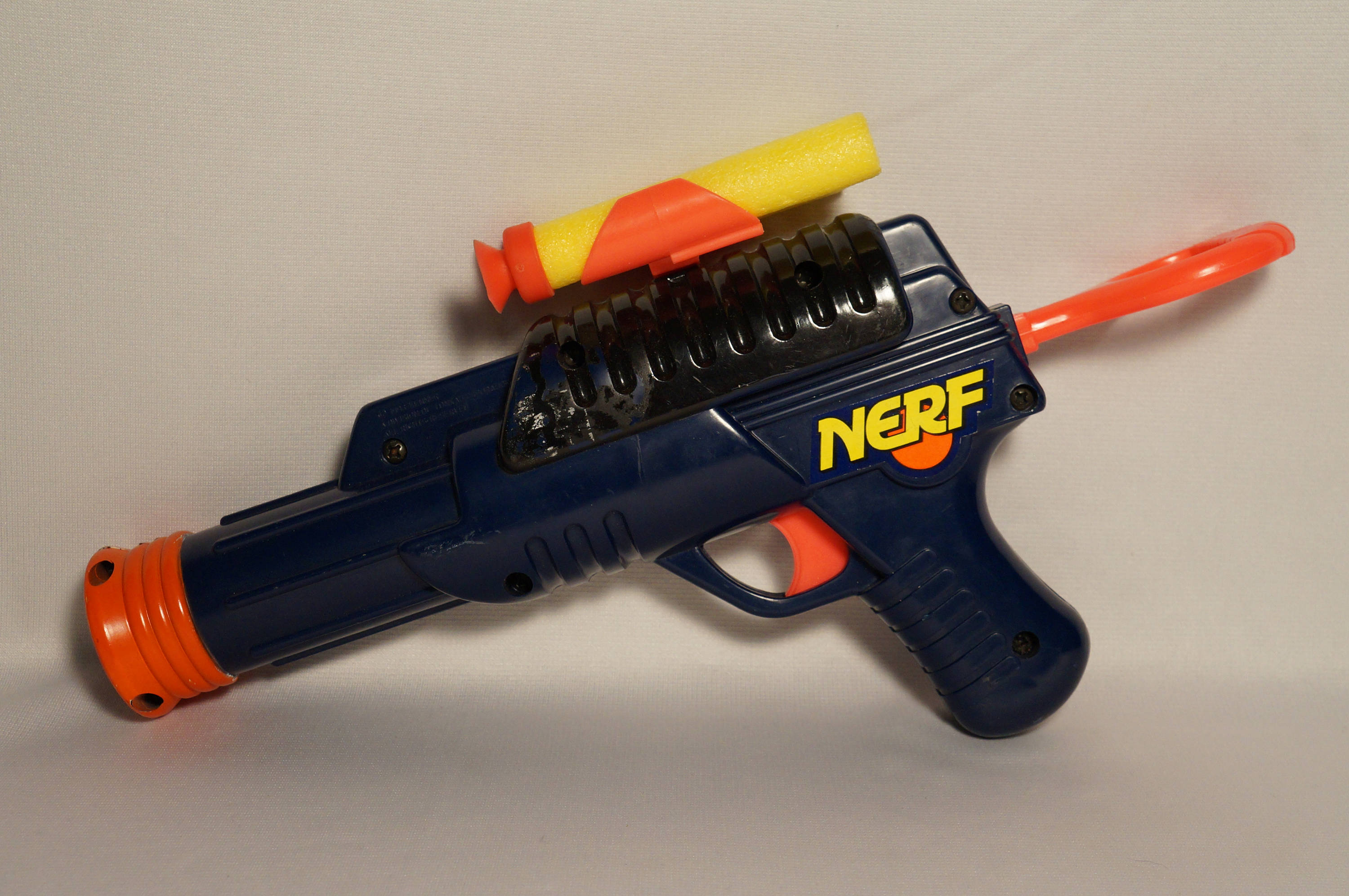 1993 NERF Sharpshooter with original darts!