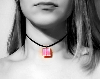 Roze Strepen Art Choker Ketting, Unieke Kettingen voor Vrouwen, Zwart Fluwelen Choker, Hanger Ketting, Hars Sieraden, ARTBYSANDRAV