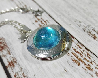 Galaxy locket necklace,galaxy pendant,silver locket,unique art,resin jewelry,space jewelry,universe jewelry,starry galaxy gift,handmade