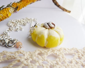 Yellow pastel pumpkin necklace,pumpkin pendant,fimo pumpkin necklace,clay pumpkin jewelry,yellow and white pumpkin necklace,everyday jewelry