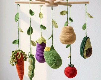 Mobilna karuzela dla dziecka z motywem warzyw – drewniana karuzela do łóżeczka, dekoracja do pokoju dziecięcego Montessori, ręcznie robiony prezent na baby shower