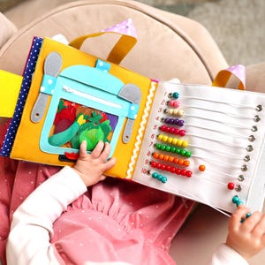 Sensory Quiet Book - Montessori Activity Toy for Little Explorers - MiniMoms