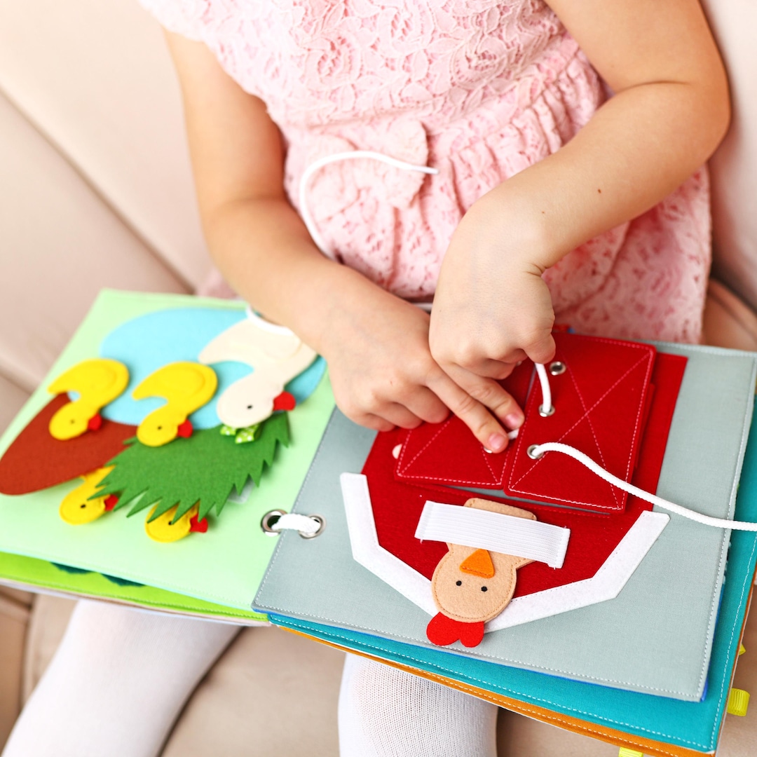 Handmade Felt Quiet Book: Interactive Waldorf Toy for Toddlers - Etsy