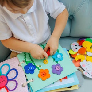 Montessori Baby Quiet Book: Handmade Sensory Fidget Toy