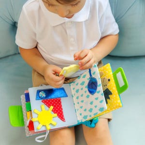 Quiet Book, Toys for 6 Months Old, Educational Toddler Gift - MiniMoms