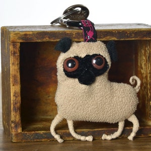 süßen Mops Schlüsselanhänger, Plüsch Mops Puppe, Mops Geschenk, Hunde-Liebhaber-Geschenk, Mops Taschenanhänger, Plüsch Mops Schlüsselanhänger, Taschenanhänger, Kuscheltiere & Plushies,