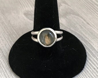 Spring Green Ring - Labradorite Ring - Labradorite and Sterling Silver - Labradorite and Silver Ring - Silver Peacock Studio