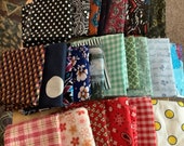 Package of 25 cotton fat quarters, as shown