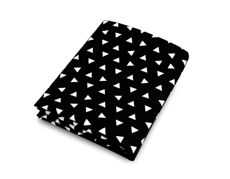 monochrome nursery bedding